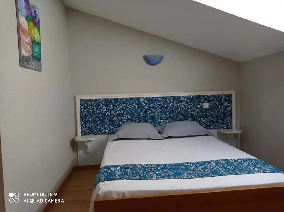 Le Prado Otel Jussac
