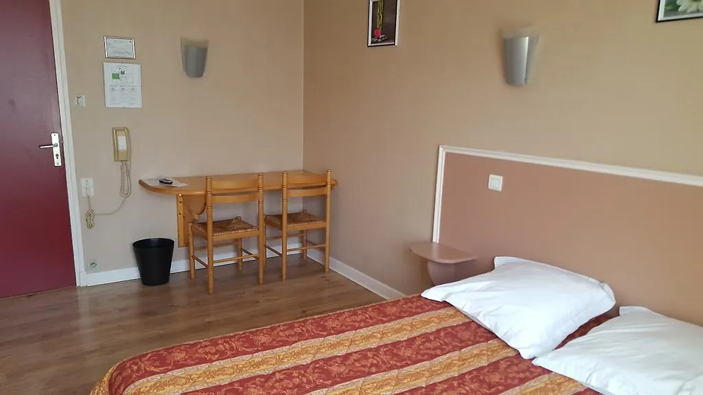 Le Prado Otel Jussac