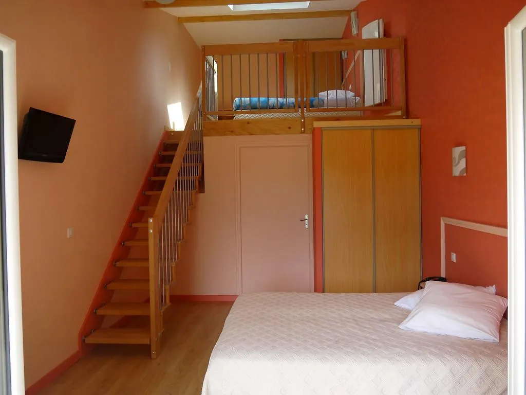 Le Prado Otel Jussac