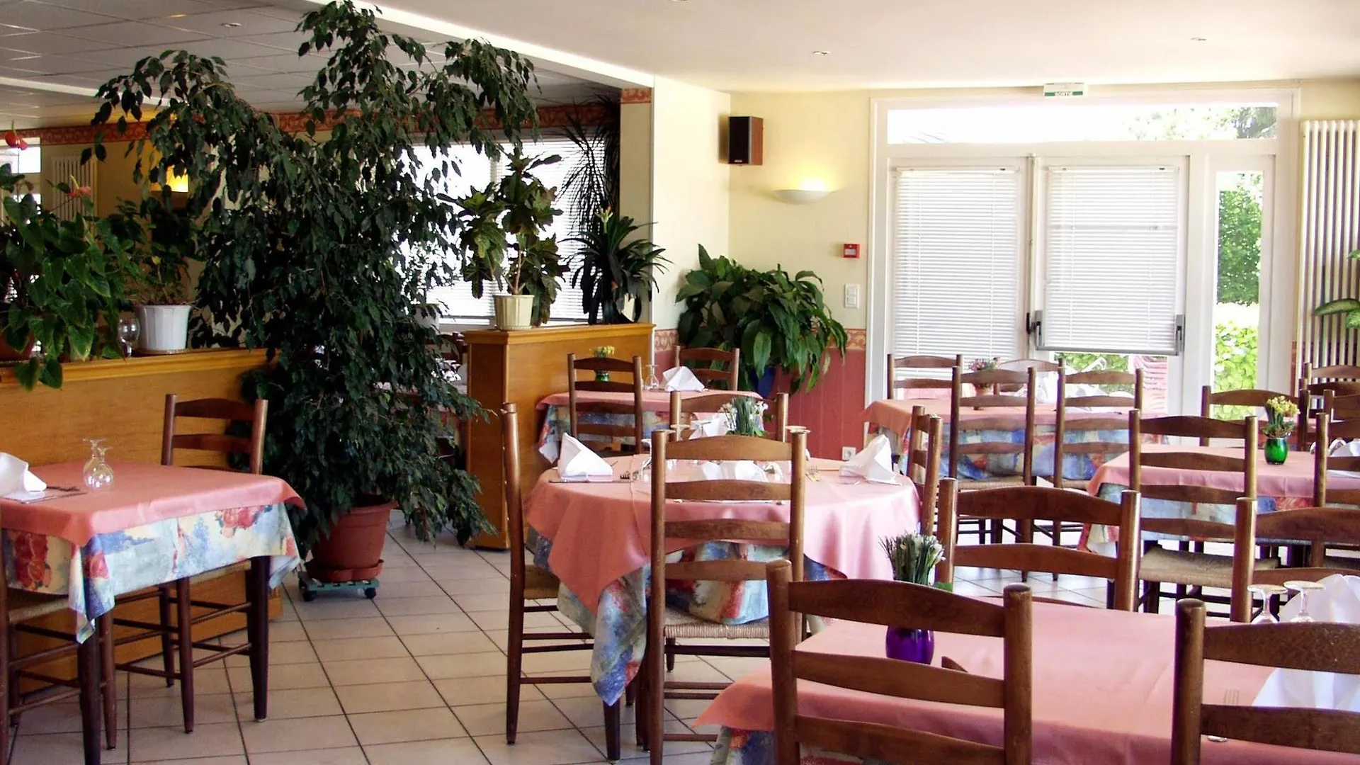 Le Prado Otel Jussac